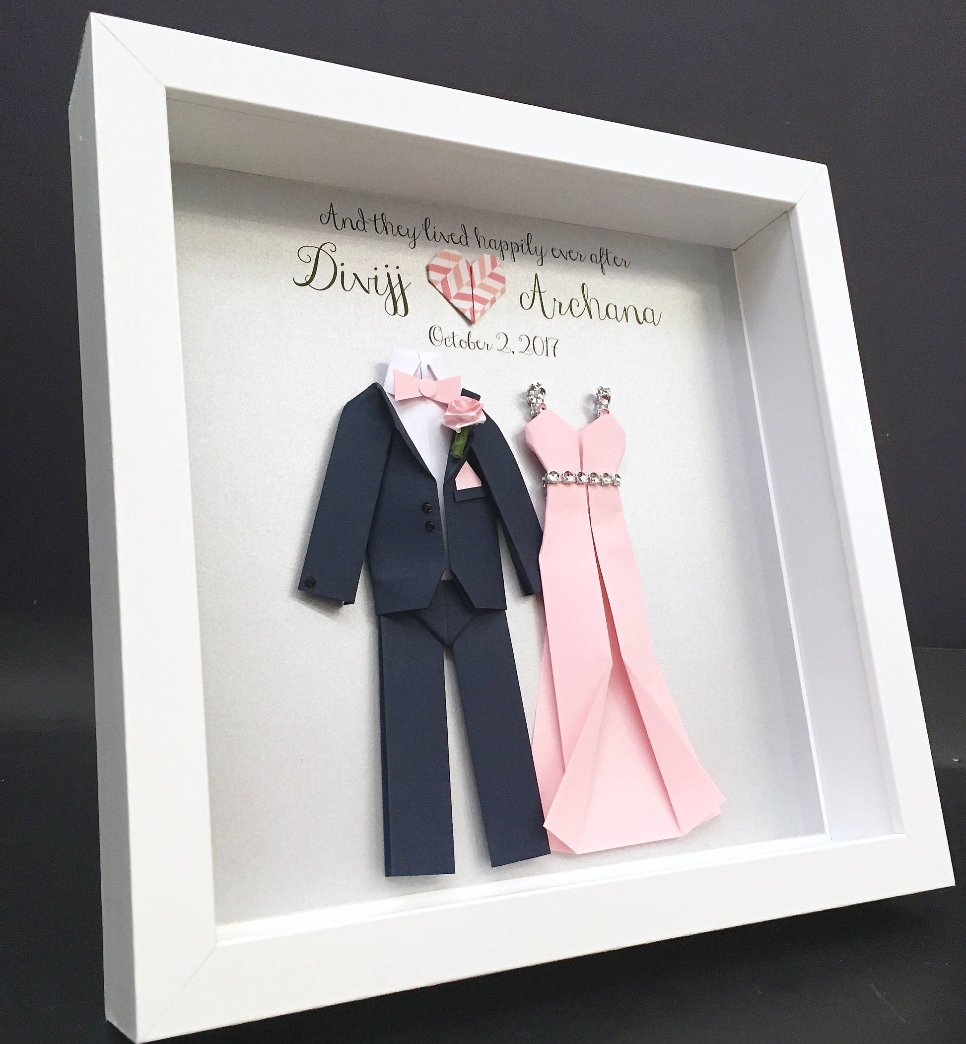 Personalized Bride and Groom Frame, Wedding Gift, First Anniversary Paper Anniversary Gift of Paper Origami Bride & Groom, Wall Art Decor